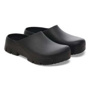 Birkenstock Super Birki 2.0

Euro 40 

Men’s 7.0-7.5 & fit for a woman 9.0-9.5